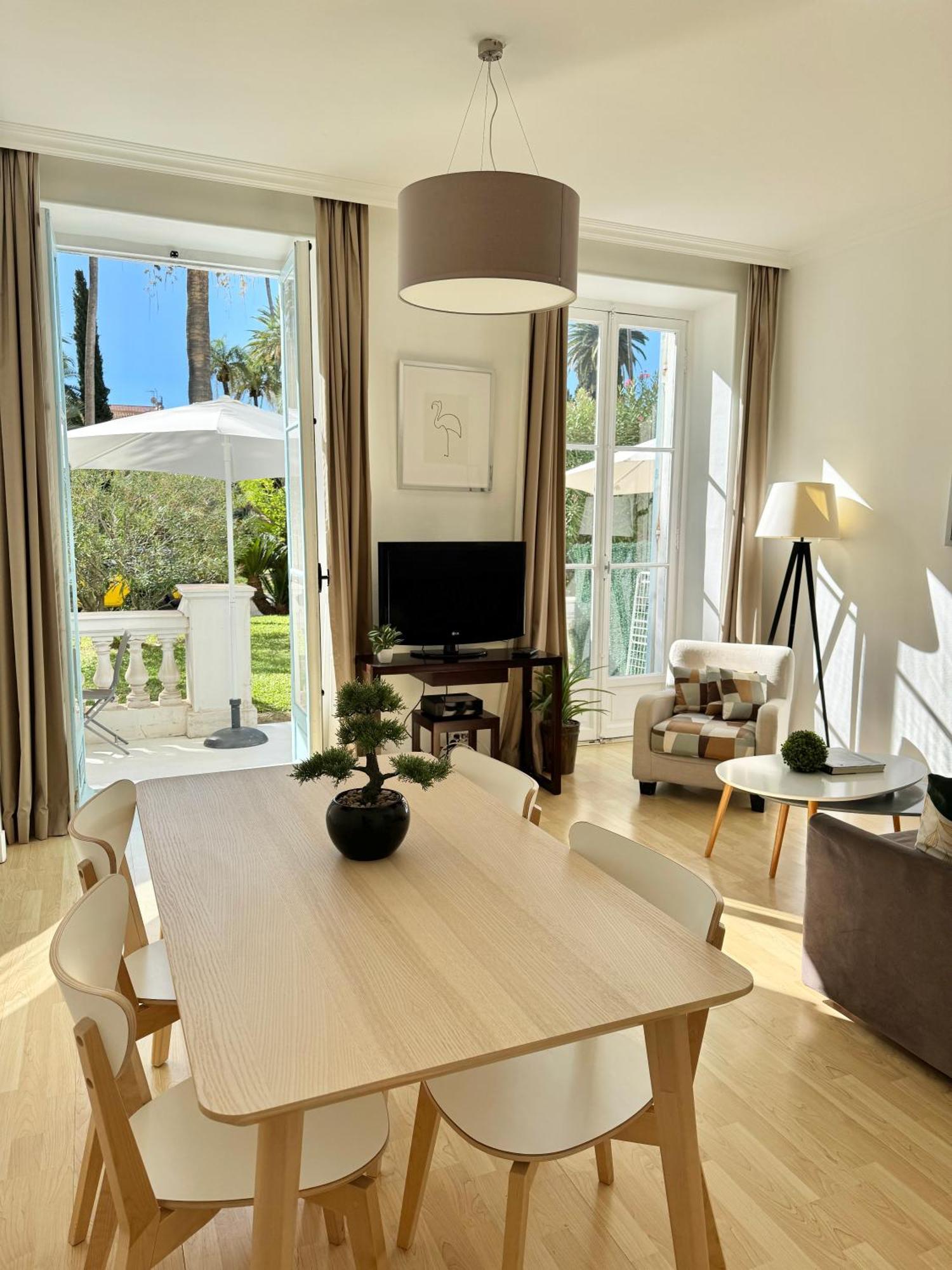 Apartment L'orient Palace Menton